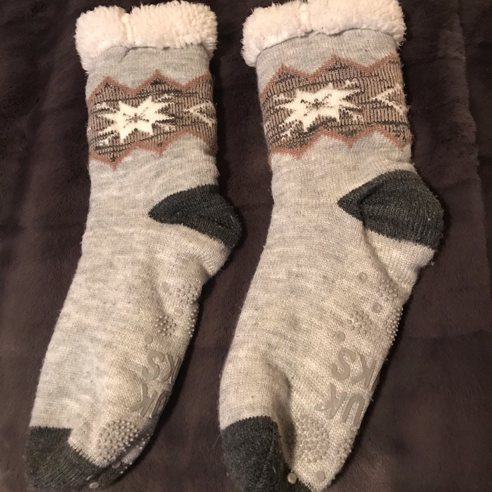 Muk luks slipper socks